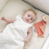 NATTOU Vak spací TOG 2 kvetinky biela 0-6 m Mila, Zoe & Lana