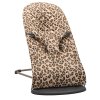 BABYBJÖRN Lehátko Bliss Beige Leopard print cotton, tmavá šedá konštrukcia