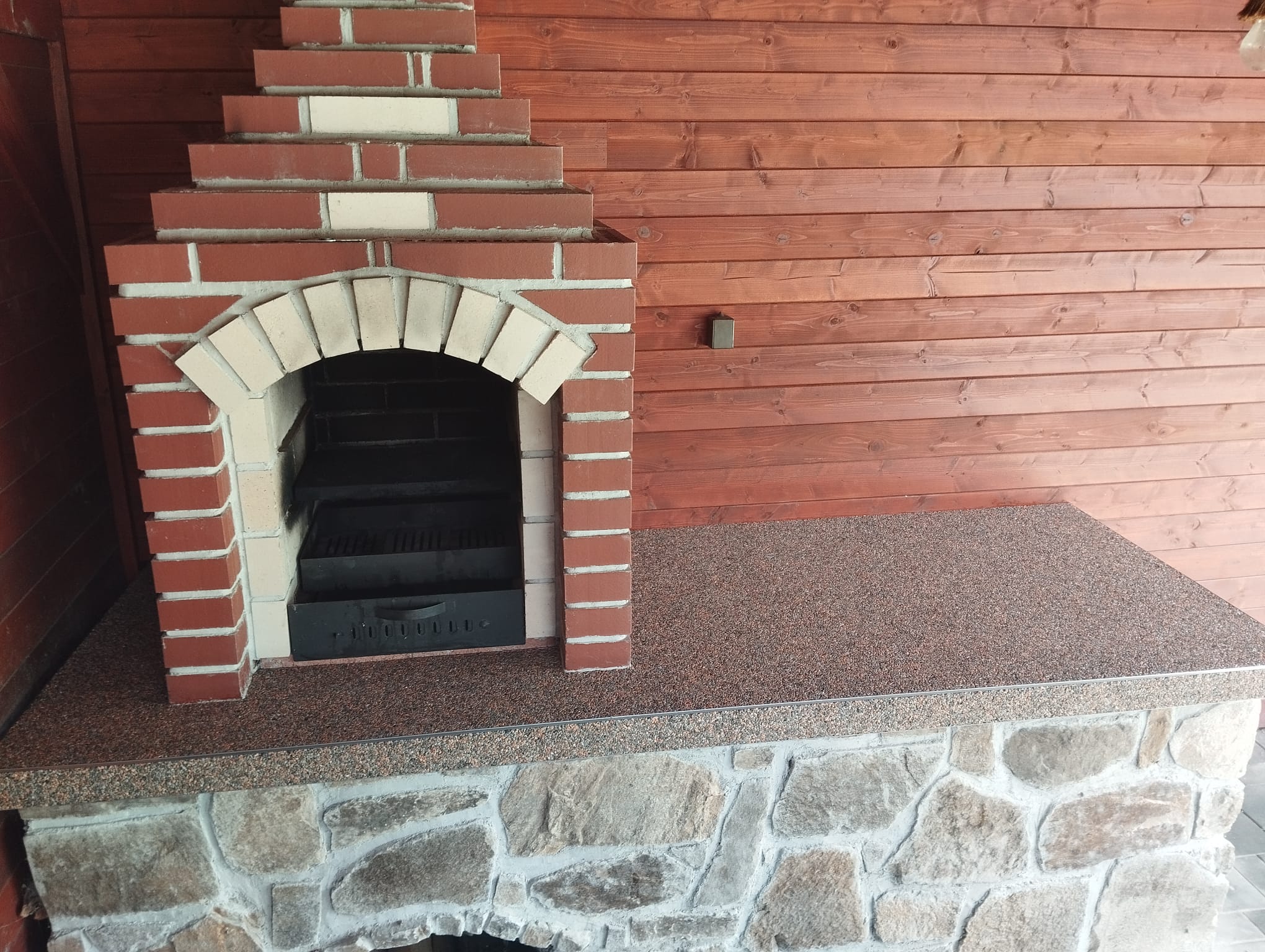 Kamenný koberec Reto - krb