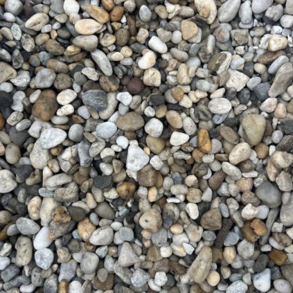Okrasné kamenivo oblázky říční labské (kačírek)