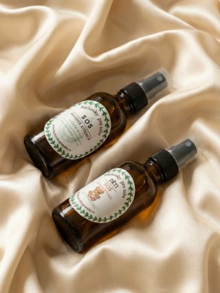 KDY POUŽÍT SOS ESENCI? Použij ji, když cítíš: 🌸náhlý šok (špatná zpráva, nehoda, úraz) 🌸silný stres nebo paniku 🌸nával...