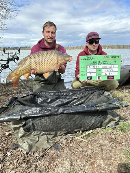 polovina závodu Anaconda carp cup