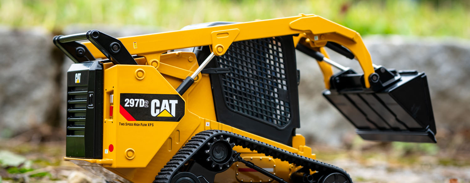 cat-297d2-pasovy-nakladac-15