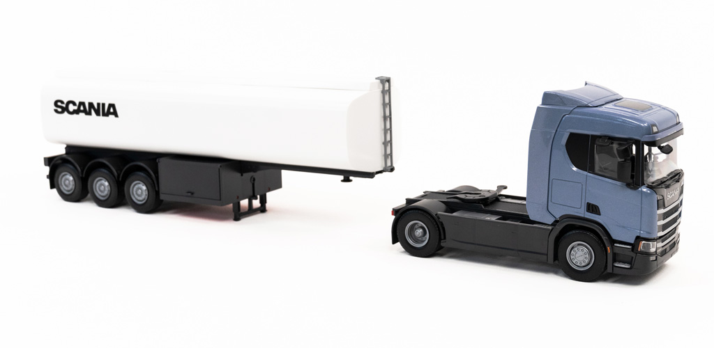 hracka-kamion-SCANIA-R500-Next-Gen-modry-s-cisternovym-návesom-5