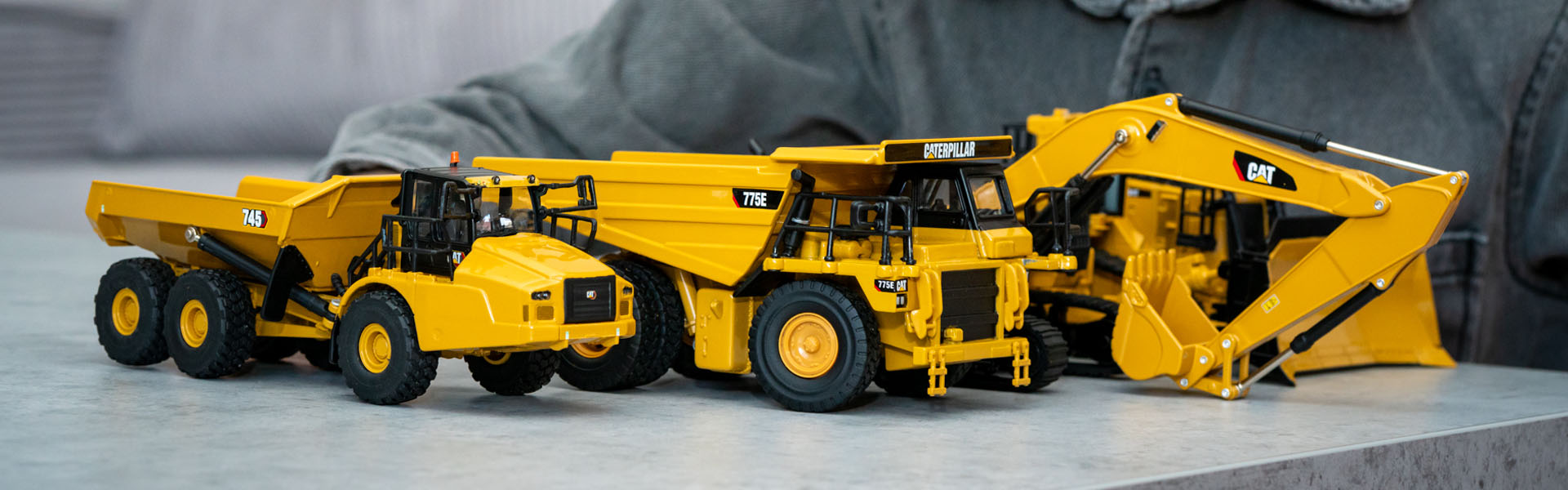kovovy-model-cat-745--dumper-10