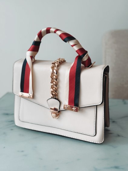 1BC3ECD7 2C2D 4D20 81A9 830DFF34F198