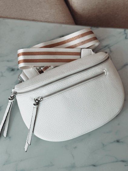 CC1C5A76 6531 4FE7 B740 6A6F603C5E17