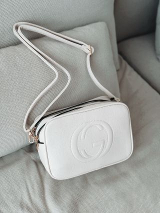 NOVINKA! Kabelka “GOLDEN” Cena: 599 kč / 23 €