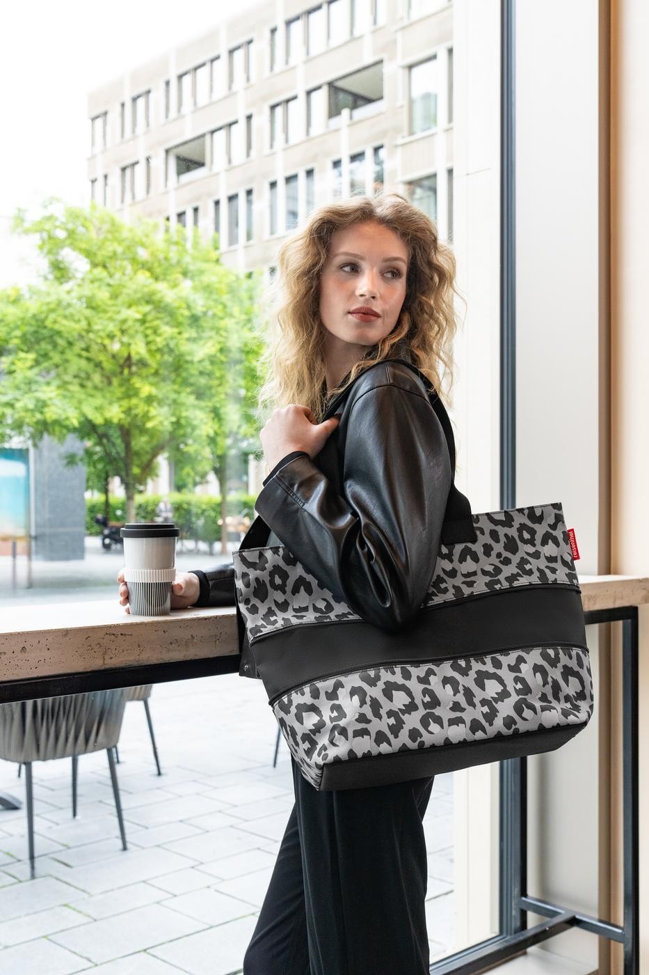 Kabelka Reisenthel Shopper e1 Leo nero (obrázek 3)