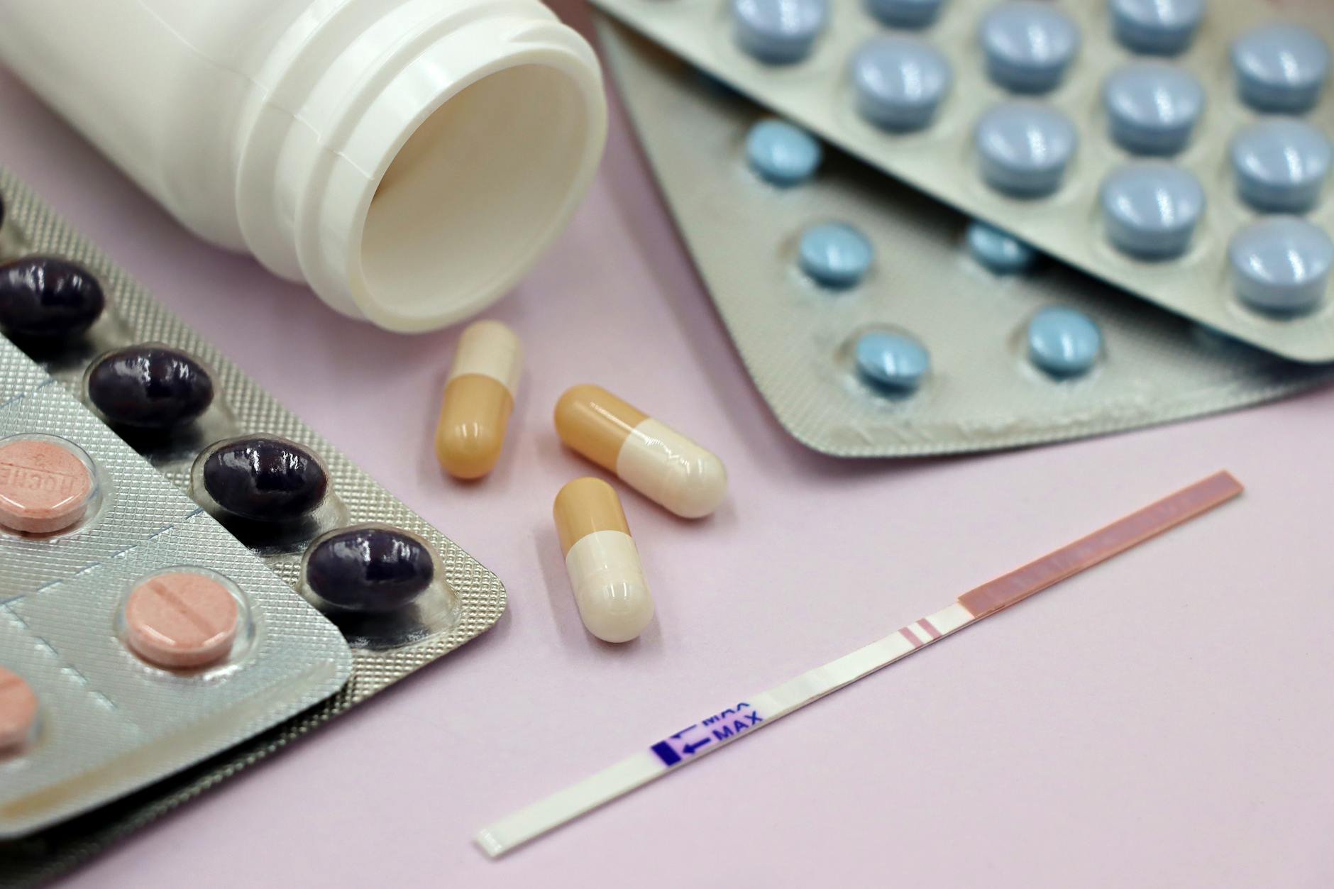 Hormonální antikoncepce
