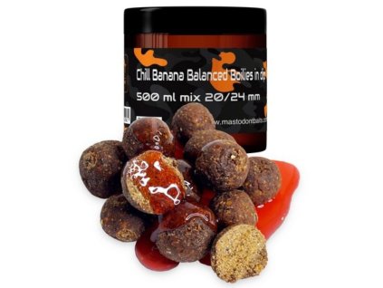 Mastodont Baits Chill Banana Balanced Boilies in dip 500ml mix 20/24mm