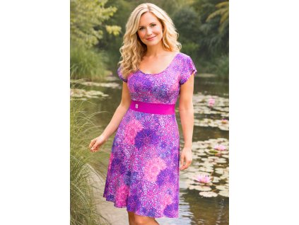 letní šaty, mantra U na modelce