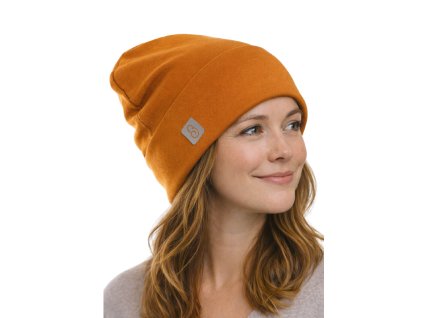 dámská čepice s ohrnutým lemem, koňak