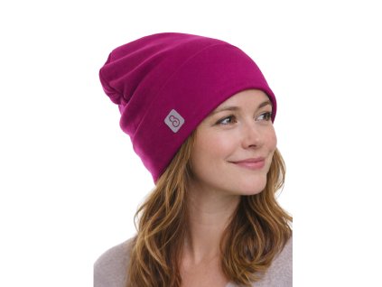 dámská čepice s ohrnutým lemem, ostružinová