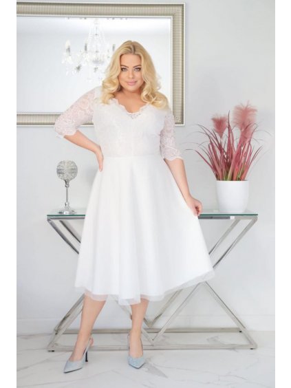 Midi spoločenské čipkované šaty s rozšírenou sukňou aj pre moletky Arieta biele