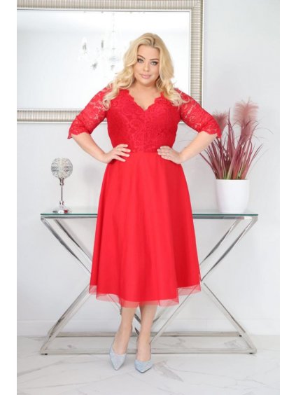 Midi spoločenské čipkované šaty s rozšírenou sukňou aj pre moletky Arieta červené