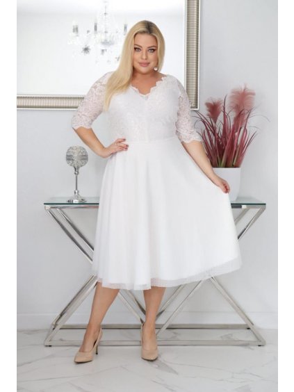 Midi spoločenské čipkované šaty s rozšírenou sukňou pre moletky Tiana biele s bodkovaným tylom