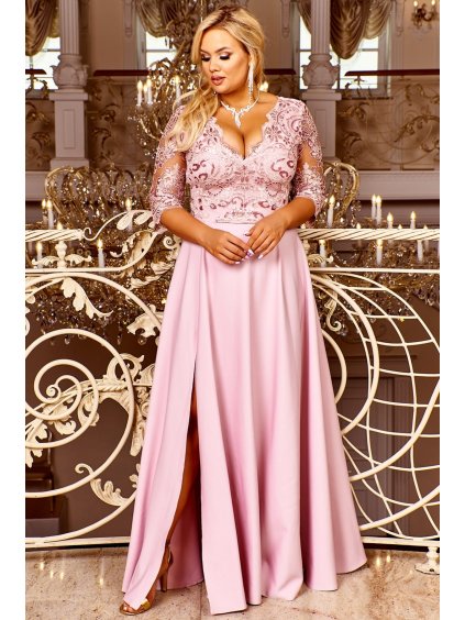 Dlhé spoločenské šaty s rozšírenou sukňou a 3/4 rukávom aj pre moletky Desideria pastelovo ružové gipiura čipka