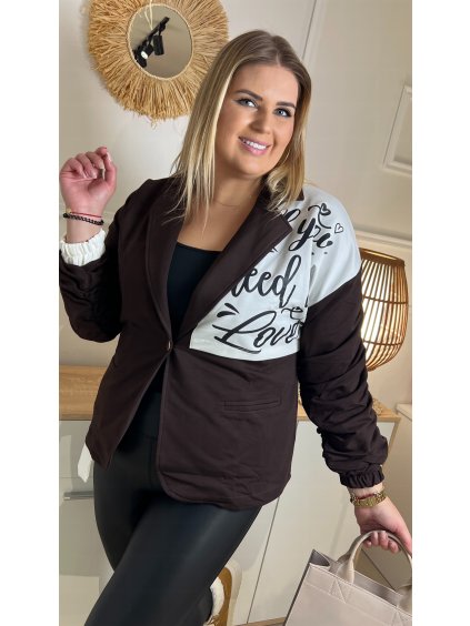 Pohodlné bavlnené plus size sako s nápisom Letty hnedo-biele