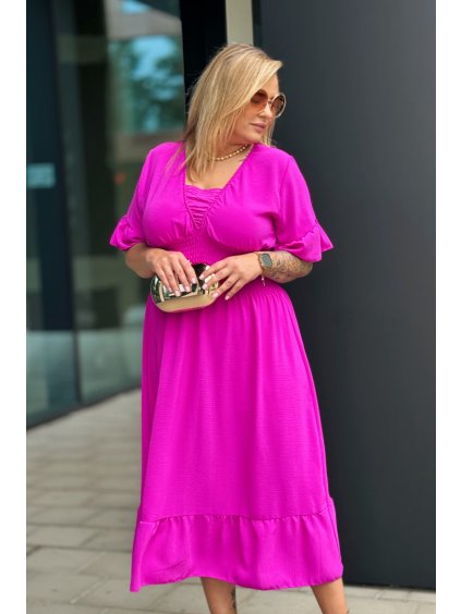 Midi letné plus size šaty s rozšírenou sukňou s volánom Giulia fuchsiové