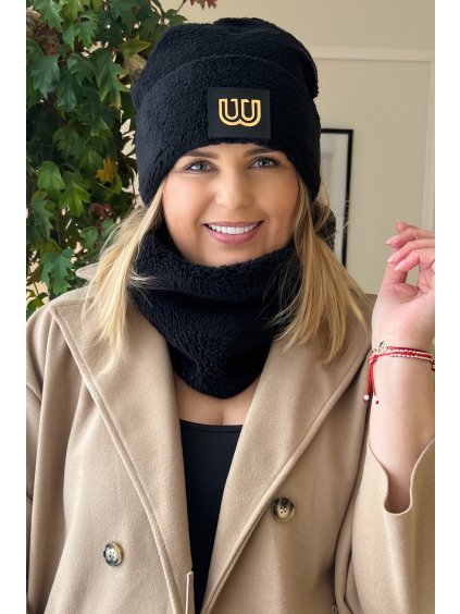 Hrejivý dámsky komplet čiapka a tunel pre moletky čierny