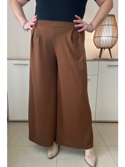 Elegantné dámske nohavice rozšíreného strihu pre moletky Mayla hnedé