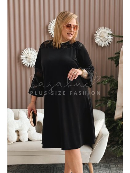 Dámske velúrové šaty pre moletky s gipiura čipkou Veronika čierne