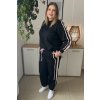 Pohodlná dámska tepláková súprava pre moletky Kendy čierna