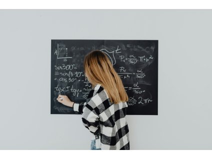 pexels karola g 6256075