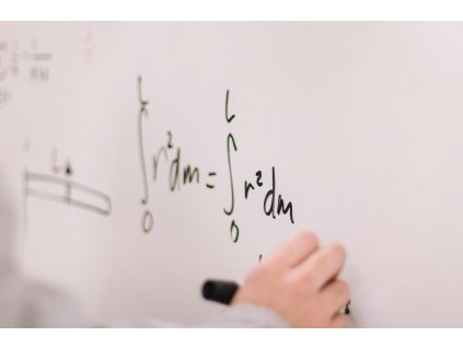 pexels jeswin 3781338