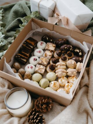 🎄 Vánoční krabička je konečně tady! 🎄 Letos to bylo o chlup, ale stihli jsme to a myslíme, že to stojí za to! 🎁✨ Krabička...