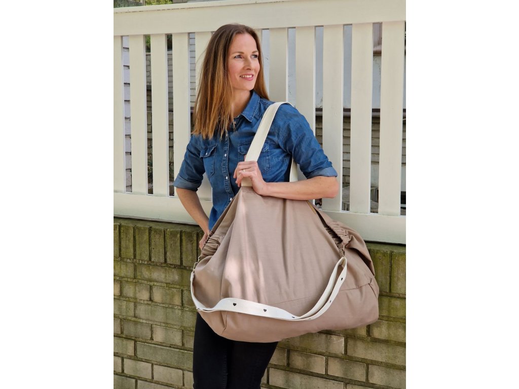 Velrybí taška s béžovým uchem - BÉŽOVÁ