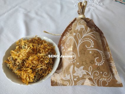 měsíček celý květ 3