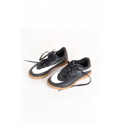 Chlapecká obuv Nike, vel. 36