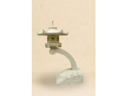 Japonská lampa k vodě