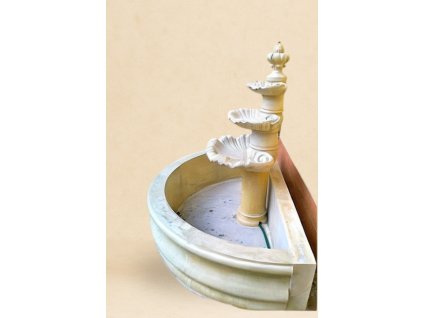 FOntána 3 patrá barokní