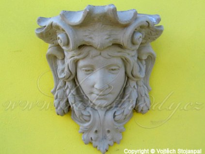 912 Konzola ve 54b54df103d2c