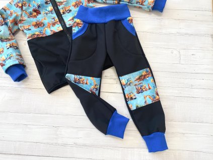 A1901687 A3C2 42A8 A2C2 35A7EB40931D