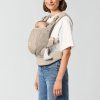 cyb 25 int y045 amya albe frontcarrying newborn 1997651e2542b570