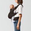 CYB 25 INT y090 Amya CLBR FrontCarrying Child screen HD