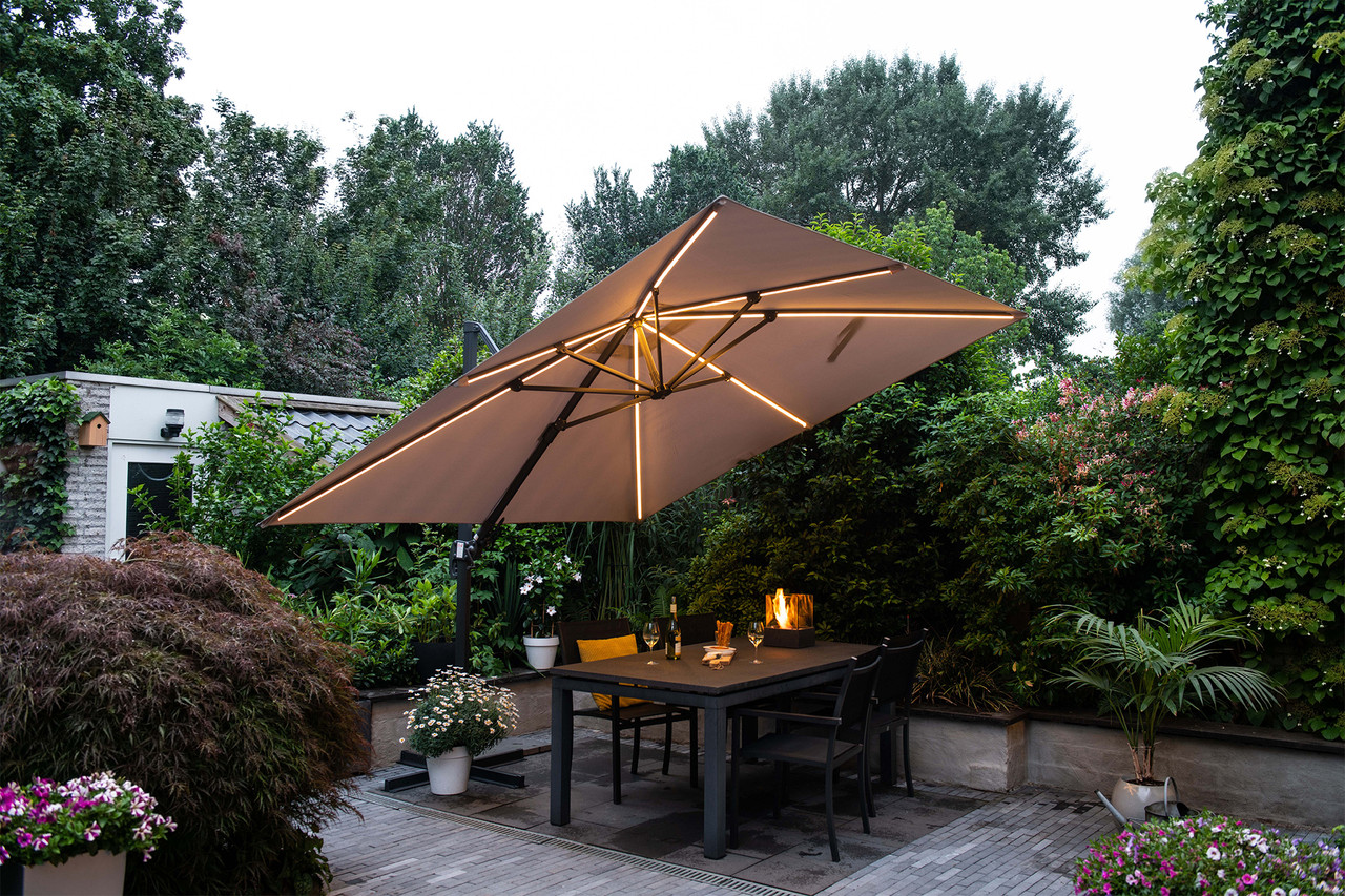 Vaša záhrada si zaslúži dobrý slnečník – a aj vy