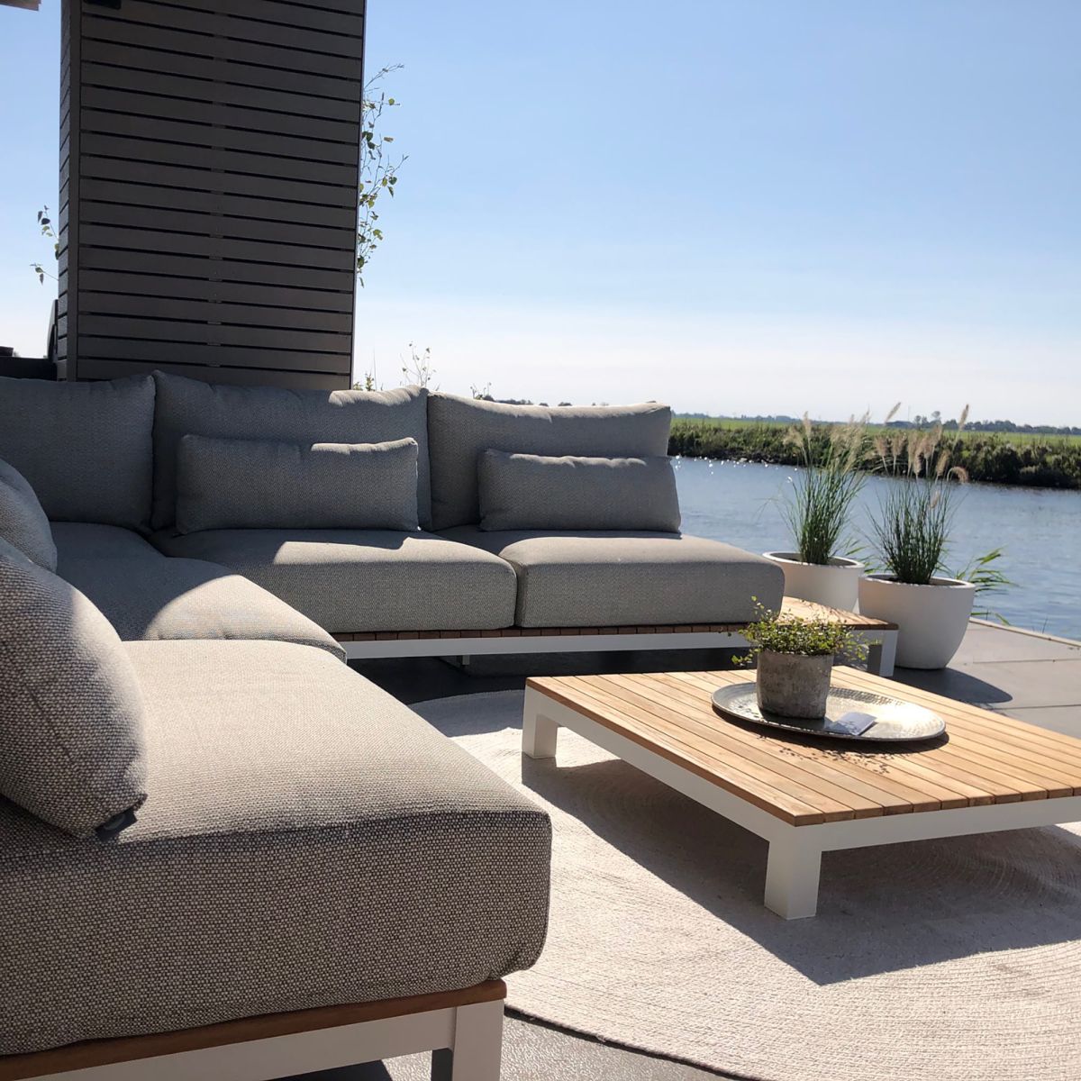 Ako si vybrať dokonalý terasový nábytok?