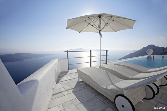 ZÁHRADNÝ DÁŽDNIK 300 CM - BEZPEČNOSŤ A KOMFORT