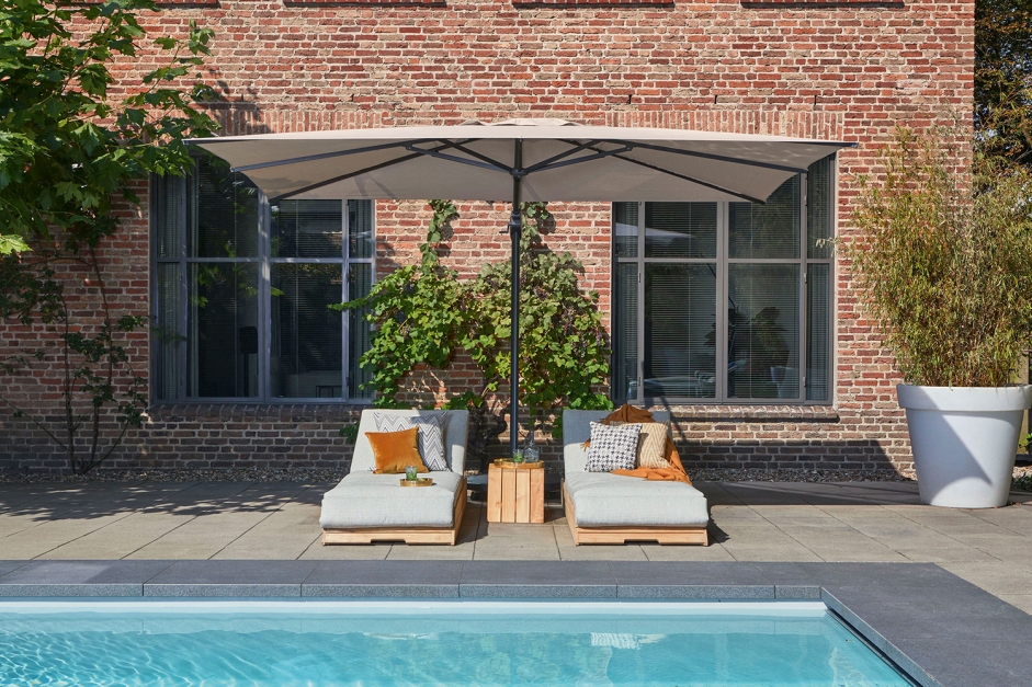 Luxusné záhradné slnečníky