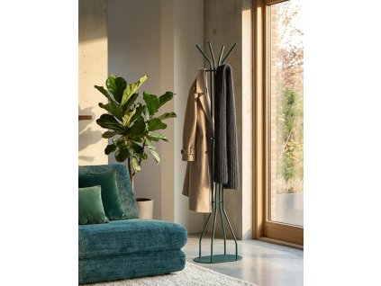 kovový vešiak Saturn (3)