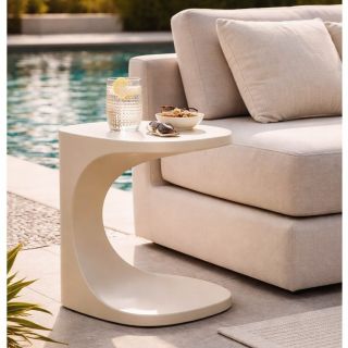 🎨 IBIZA – malý stolík, veľká zmena atmosféry Minimalistický tvar, jemné línie a matný povrch ✨ Konferenčný stolík IBIZA...