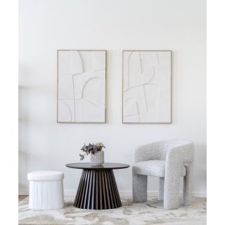 🤍 Kreslo Monroe nie je len kúskom nábytku. Je to zážitok zo sedenia. Nadčasový dizajn v prírodnej farbe v kombinácii so...