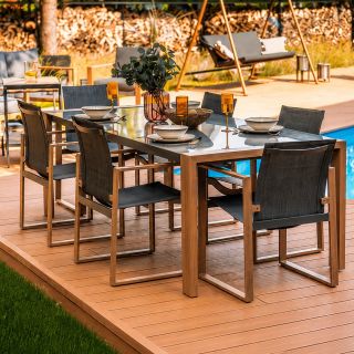 🍹 Letné stolovanie v štýle premium! 🍽️ Premeňte svoju terasu, patio alebo záhradu na dokonalé miesto pre rodinné obedy aj...