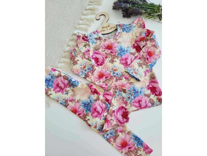 273531d4 e894 493a a2c1 05263a4fcaf9