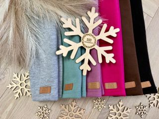 Mega teplé a oblíbené legíny od @zuzi_handmade , které hravě zahřejí i v tom nejsychravějším počasí k objednání na přání...